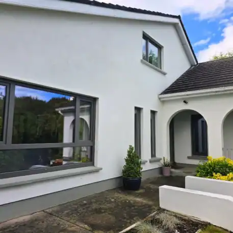 PVC-Fenster und Hintertüren Salamander greenEvolution 76 3D | Wikęd Stahltüren Modell 43A Produktlinie: OPTIMUM TERMO | uPVC Schiebetüren EvolutionDrive Plus+ Smart | Wicklow | #541