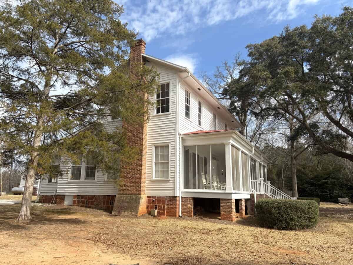 Read more about the article Andalusia Farm: Home of Flannery O’Connor – Milledgeville, GA