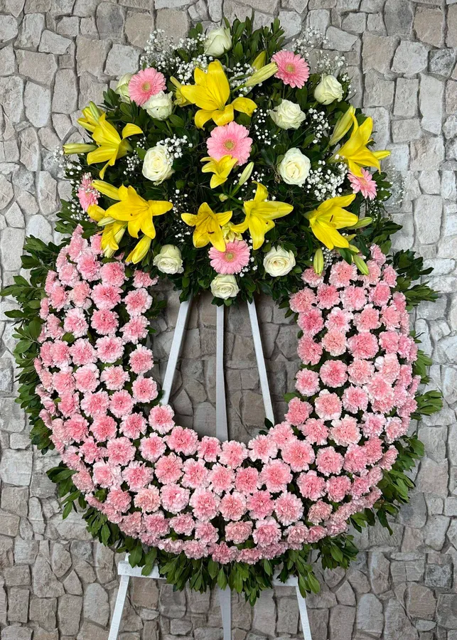 Corona de flores Ibros