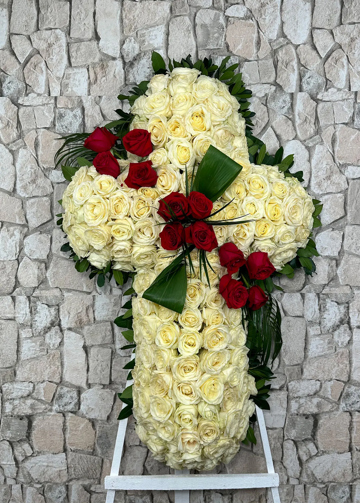 Cruz de rosas Abrucena