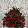 Centro funerario de rosas rojas Somontín