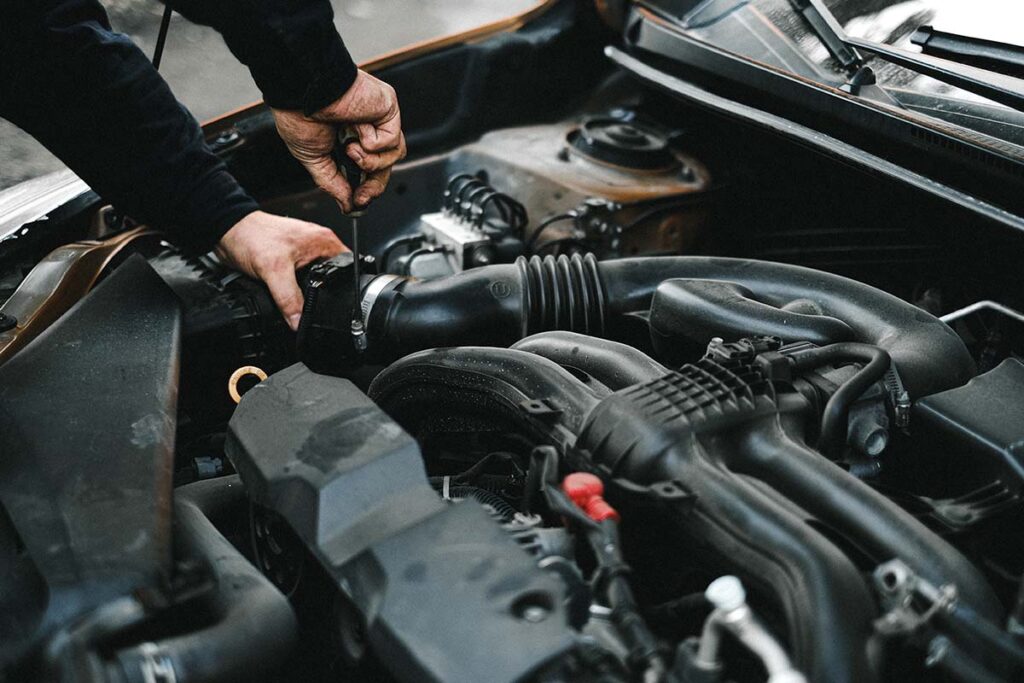 Engine repair and diagnostics for vehicle safety and performance.