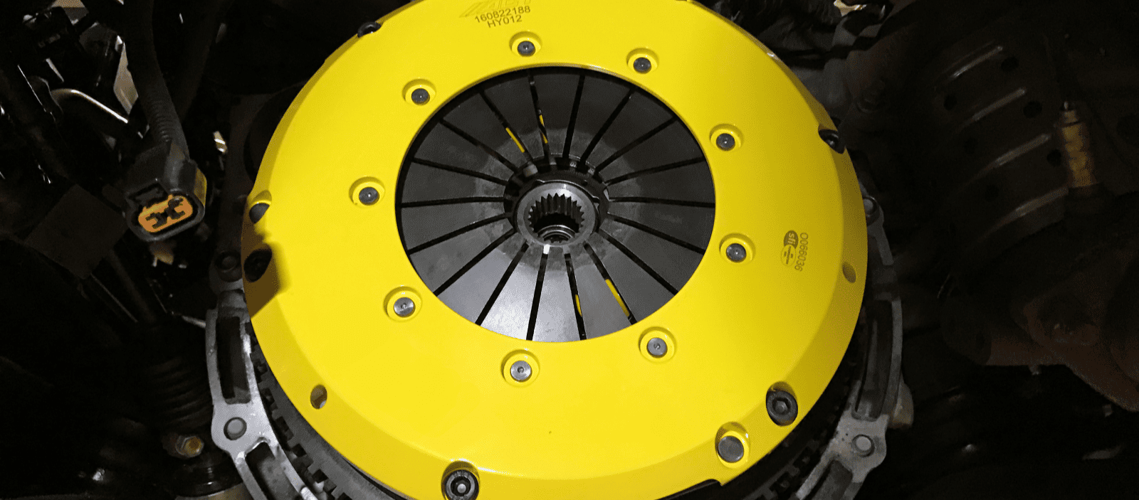 High-quality transmission clutch plate for reliable vehicle performance. Expert repair and maintenan.