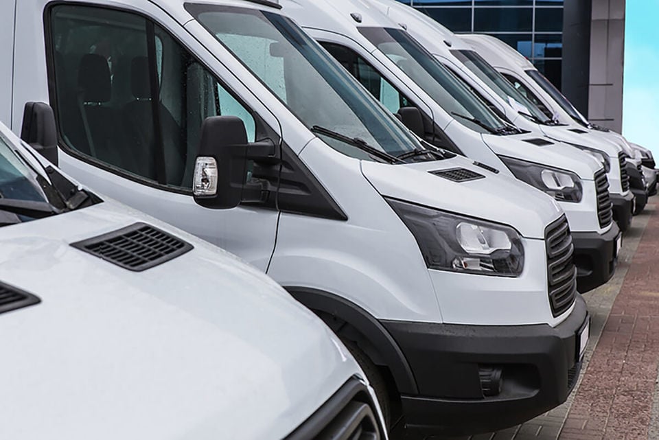 Reliable transmission services for fleet vehicles in GTA. Expert repairs to keep your fleet running.