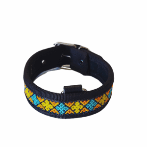 Collar Modelo Peyote variante 1 verde y amarillo.