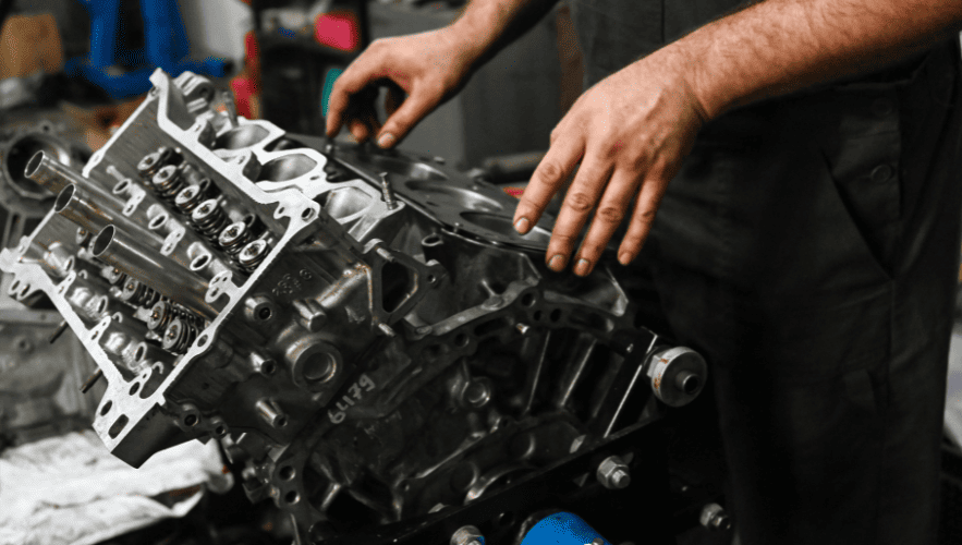 Engine repair and maintenance for optimal vehicle performance.