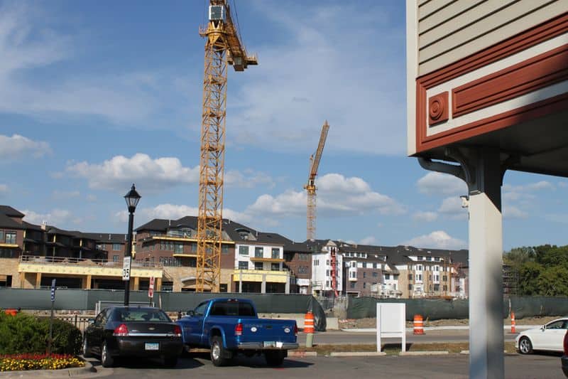 Wayzata-bakerySENIORS