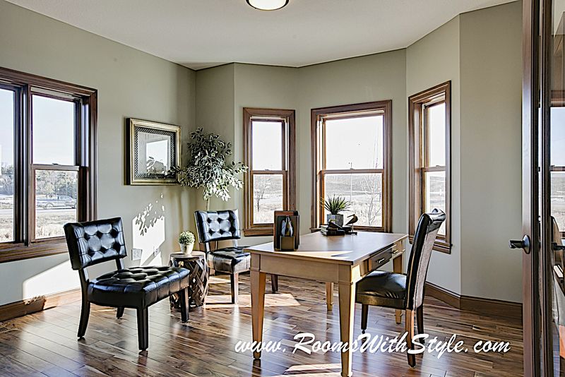 19020-Oak-Grove-Ave_001