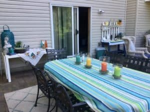 outdoor dining table