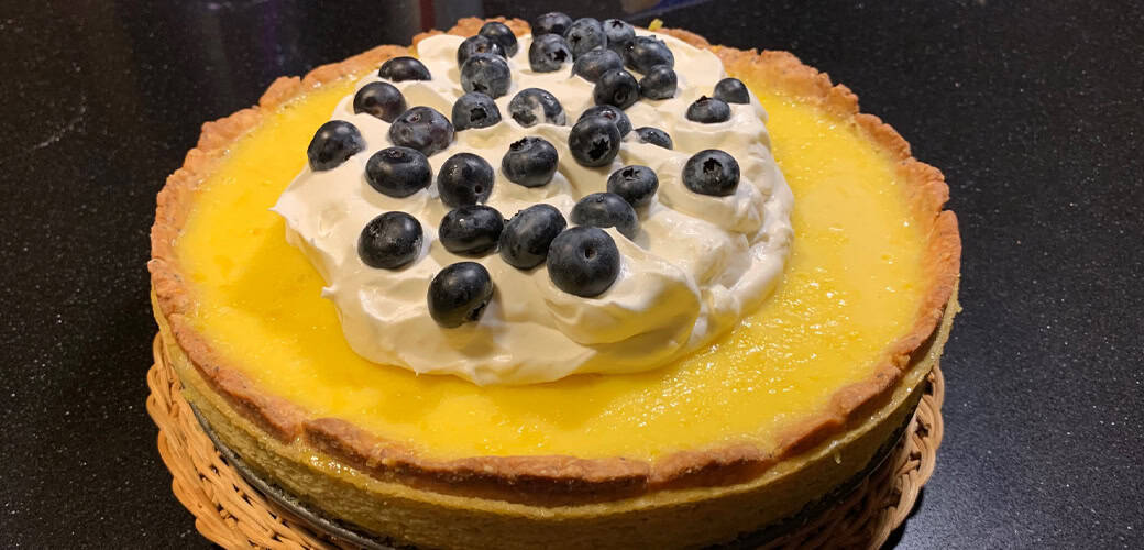 lemon-blueberry poppy seed tart
