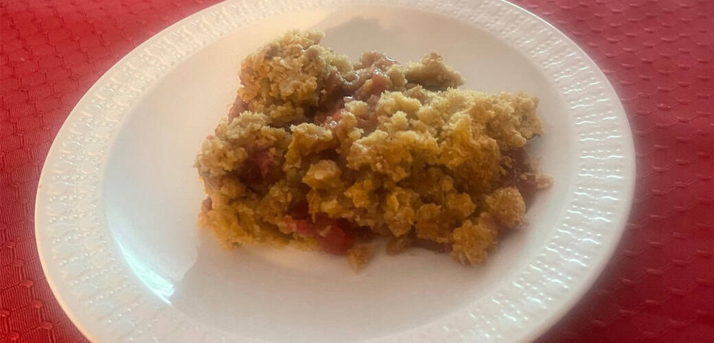 rhubarb crisp