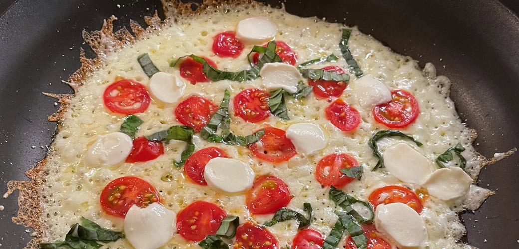 cheese crust skillet pizza