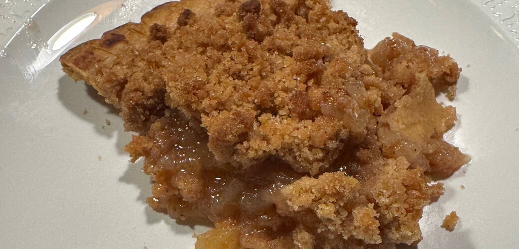 Apple Crumb Pie