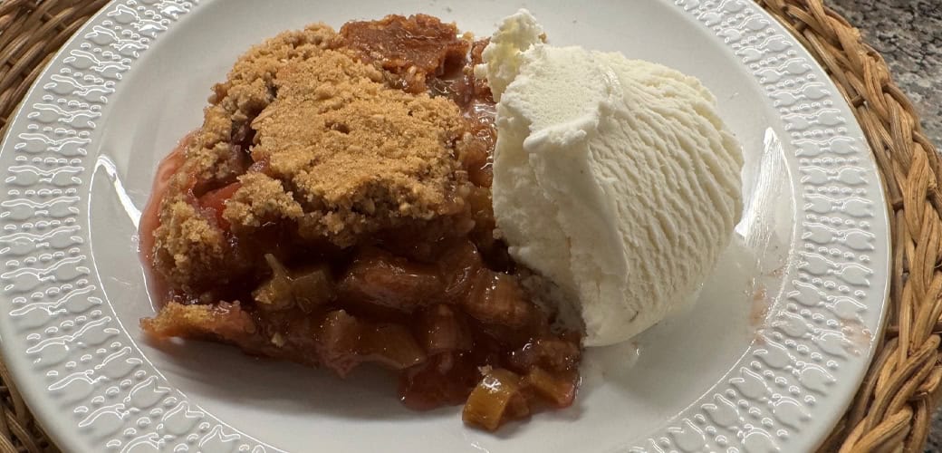 Rhubarb Crumble