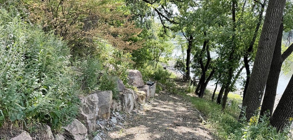 165 Hartman   Slider Boulder Trail
