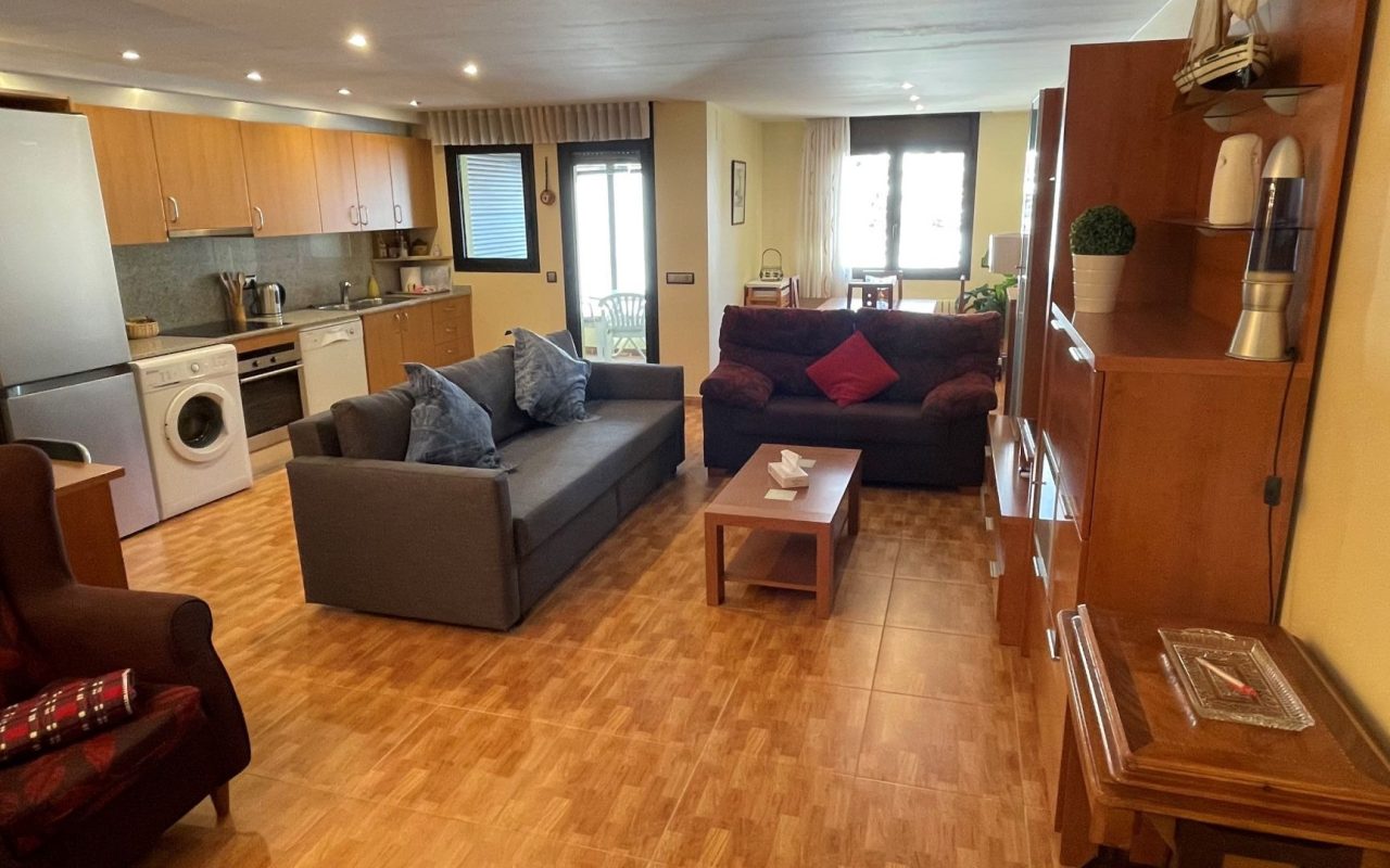 Apartamento con vistas a la montaña en Hotel Les Truites, Pas de la Casa, Andorra.