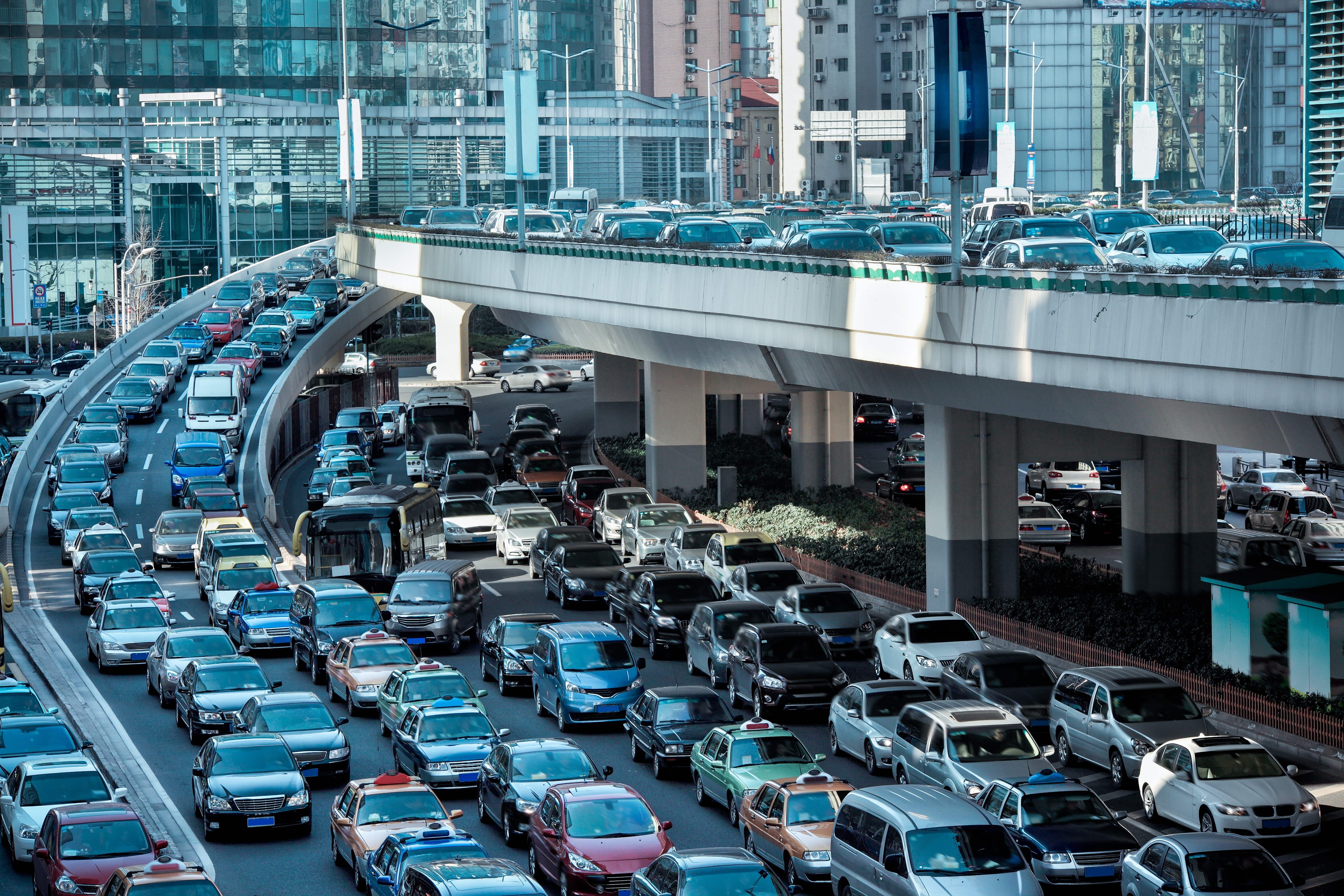 世界最低と言われるジャカルタの渋滞事情とその対策