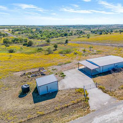 An image that shows 13300 Cleburne Hwy (1 Of 63)