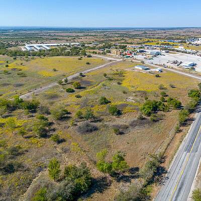 An image that shows 13300 Cleburne Hwy (10 Of 63)