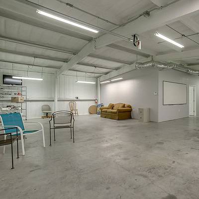 An image that shows 13300 Cleburne Hwy (27 Of 63)