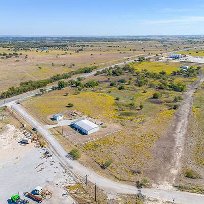 An image that shows 13300 Cleburne Hwy (4 Of 63)