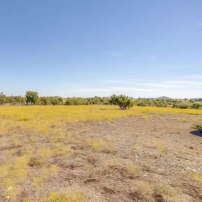 An image that shows 13300 Cleburne Hwy (57 Of 63)