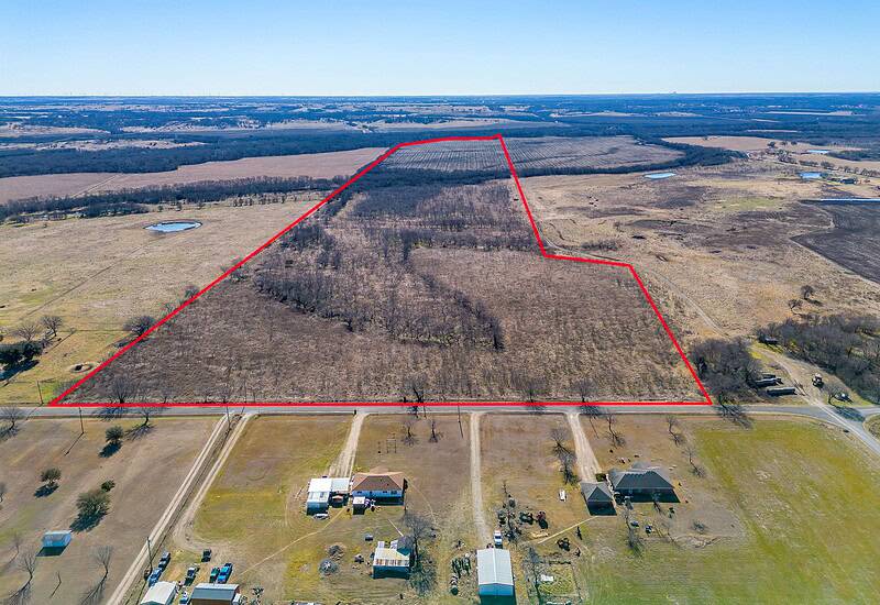 An image that shows Ivy Ln (1 Of 18)