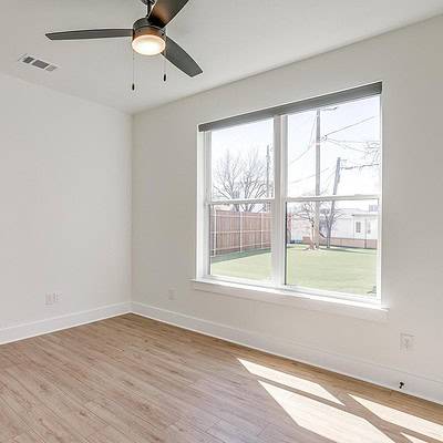 An image that shows 2322 Benbrook Drive (10 Of 42)