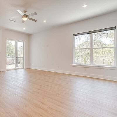 An image that shows 3552 Dryden Rd (9 Of 37)