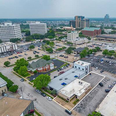 An image that shows 1212 W El Paso St (1 Of 3)