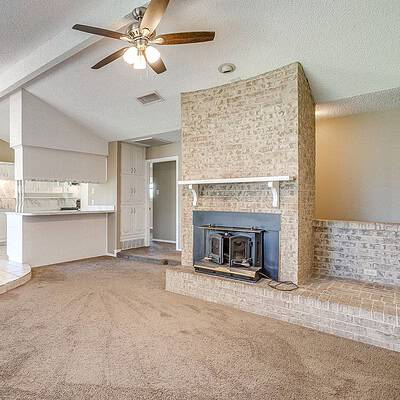 An image that shows 1060 S Burleson Blvd. (20 Of 58)