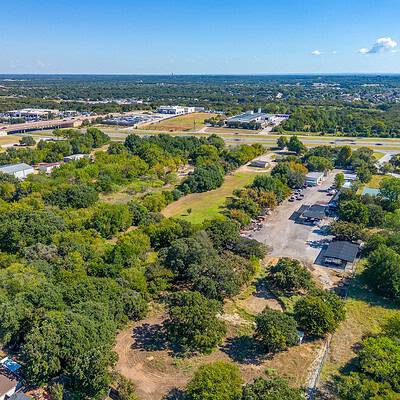 An image that shows 1060 S Burleson Blvd. (5 Of 58)