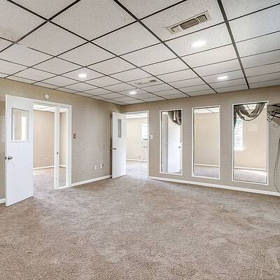 An image that shows 1060 S Burleson Blvd. (55 Of 58)