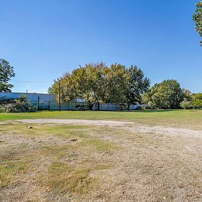 An image that shows 1060 S Burleson Blvd. (58 Of 58)