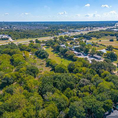 An image that shows 1060 S Burleson Blvd. (7 Of 58)