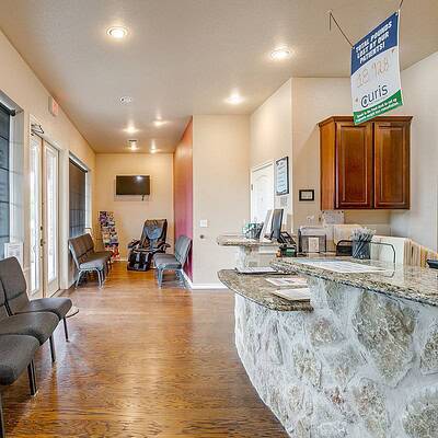 An image that shows 1318 Nw John Jones Dr (11 Of 31)