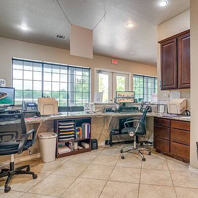 An image that shows 1318 Nw John Jones Dr (13 Of 31)
