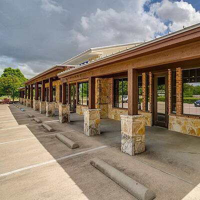 An image that shows 1318 Nw John Jones Dr (4 Of 31)