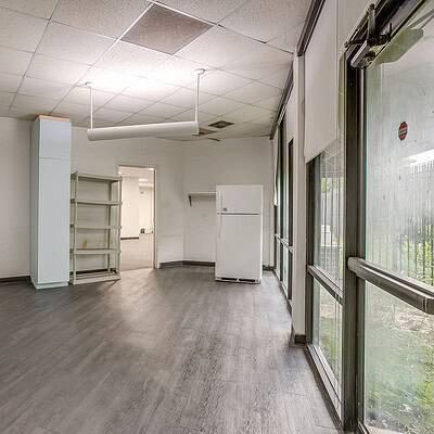 An image that shows 1413 Rio Grande Ave (24 Of 28)
