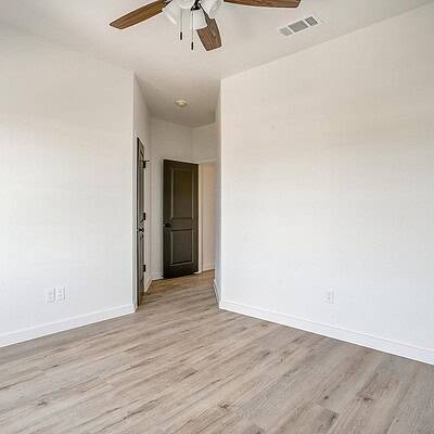 An image that shows 3108 Frazier Ave (11 Of 30)