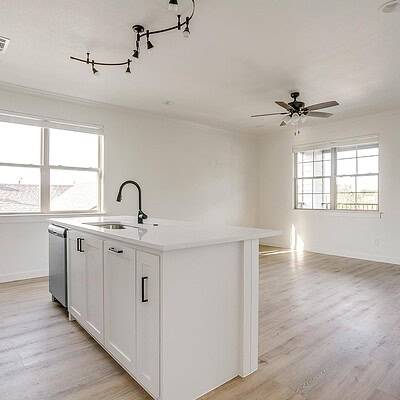 An image that shows 3108 Frazier Ave (20 Of 30)
