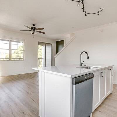 An image that shows 3108 Frazier Ave (22 Of 30)
