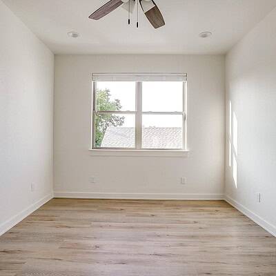 An image that shows 3108 Frazier Ave (24 Of 30)