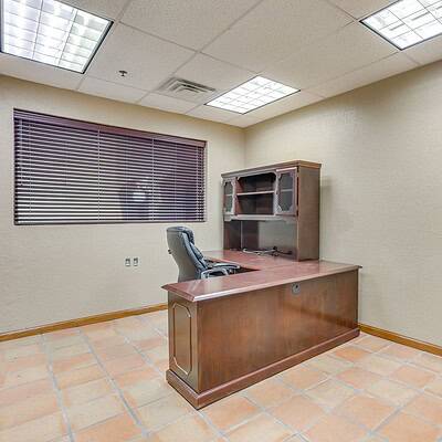 An image that shows 3500 Noble Ave (16 Of 46)