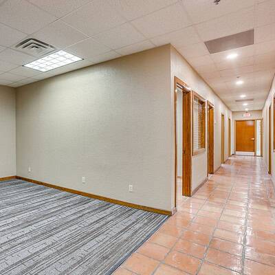 An image that shows 3500 Noble Ave (30 Of 46)