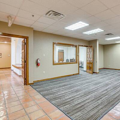 An image that shows 3500 Noble Ave (36 Of 46)