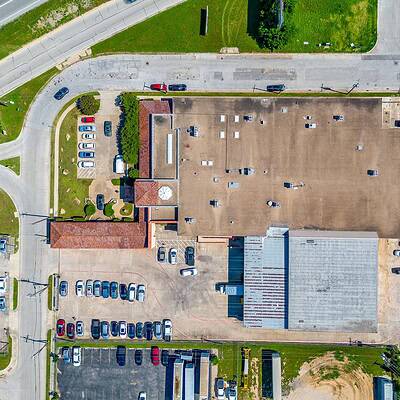 An image that shows 3500 Noble Ave (9 Of 46)