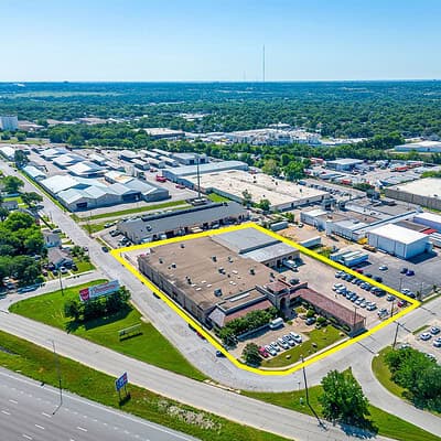 An image that shows 3500 Noble Ave (1 Of 9)
