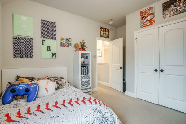 An image that shows 2747 Elmwood Dr (36 Of 41)