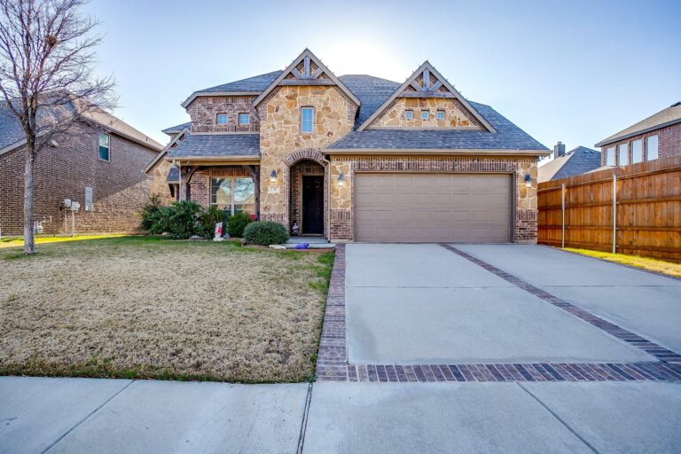 An image that shows 2747 Elmwood Drive (12 Of 25)